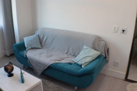 Apartamento para alugar com 71m², 2 quartos e sem vagaSala