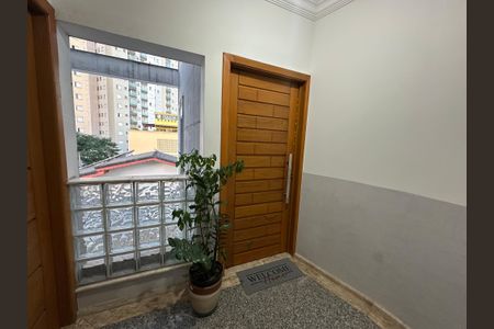 Apartamento para alugar com 71m², 2 quartos e sem vagaHall