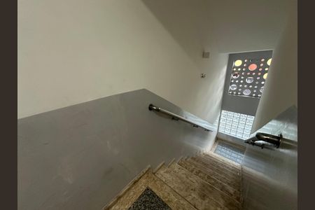 Apartamento para alugar com 71m², 2 quartos e sem vagaHall