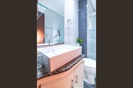 Apartamento à venda com 98m², 2 quartos e 1 vaga Apartamento à venda com 98m², 2 quartos e 1 vagaBanheiro da Suíte