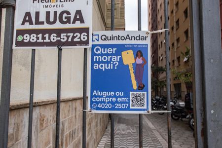 Apartamento para alugar com 34m², 1 quarto e sem vaga Apartamento para alugar com 34m², 1 quarto e sem vagaPlaca