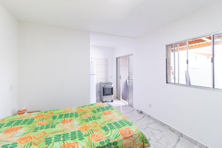 Sala/Quarto de kitnet/studio para alugar com 1 quarto, 35m² em Parque Jandaia, Carapicuíba