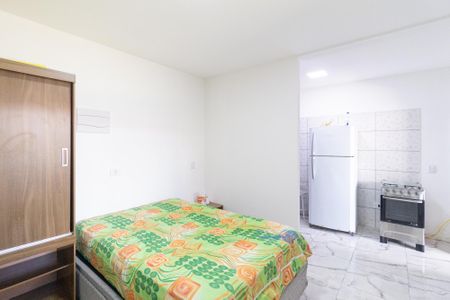 Sala/Quarto de kitnet/studio para alugar com 1 quarto, 35m² em Parque Jandaia, Carapicuíba
