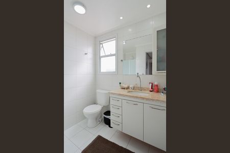 Apartamento à venda com 58m², 2 quartos e 1 vaga Apartamento à venda com 58m², 2 quartos e 1 vagaBanheiro