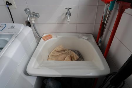 Apartamento à venda com 58m², 2 quartos e 1 vaga Apartamento à venda com 58m², 2 quartos e 1 vagaÁrea de serviço