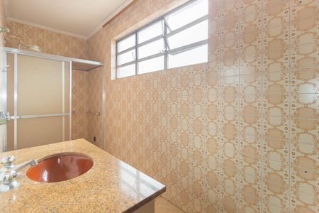 Casa à venda com 210m², 3 quartos e 3 vagasBanheiro Suíte