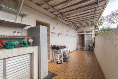 Casa à venda com 210m², 3 quartos e 3 vagasÁrea de Serviço