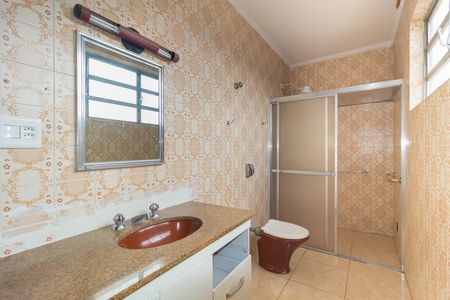 Casa à venda com 210m², 3 quartos e 3 vagasBanheiro Suíte