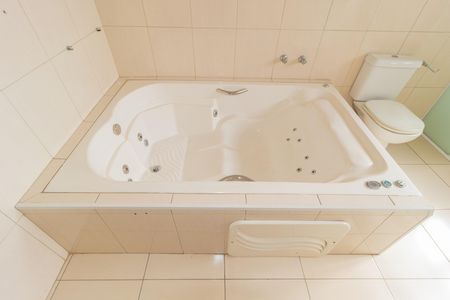 Casa à venda com 210m², 3 quartos e 3 vagasBanheiro