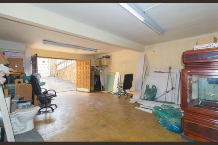 Casa à venda com 210m², 3 quartos e 3 vagasGaragem