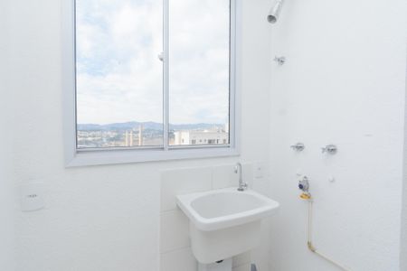 Apartamento para alugar com 68m², 3 quartos e 2 vagas Apartamento para alugar com 68m², 3 quartos e 2 vagasCozinha e Área de Serviço