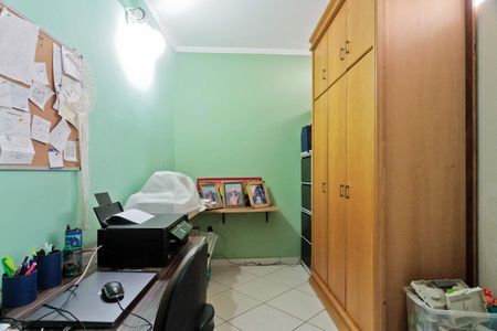 Casa à venda com 400m², 3 quartos e 3 vagas Casa à venda com 400m², 3 quartos e 3 vagasEscritório