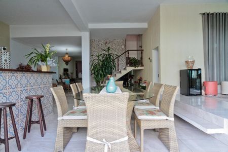 Casa à venda com 400m², 3 quartos e 3 vagas Casa à venda com 400m², 3 quartos e 3 vagasÁrea Gourmet