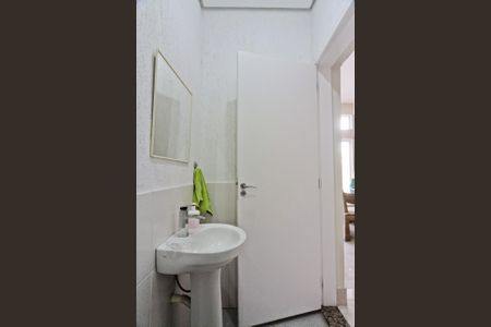 Casa à venda com 400m², 3 quartos e 3 vagas Casa à venda com 400m², 3 quartos e 3 vagasÁrea Gourmet- banheiro 2