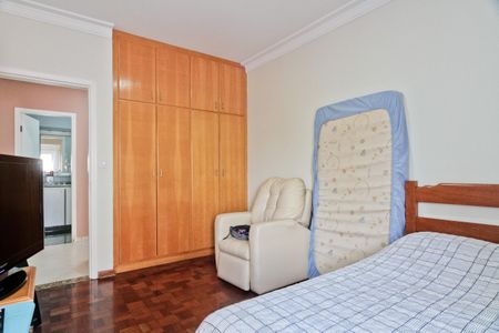 Casa à venda com 400m², 3 quartos e 3 vagas Casa à venda com 400m², 3 quartos e 3 vagasQuarto 1