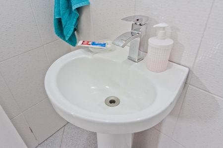 Casa à venda com 400m², 3 quartos e 3 vagas Casa à venda com 400m², 3 quartos e 3 vagasÁrea Gourmet- banheiro