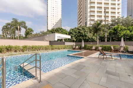 Apartamento à venda com 93m², 2 quartos e 2 vagasPiscina