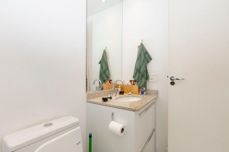 Apartamento à venda com 93m², 2 quartos e 2 vagasBanheiro da Suíte 2