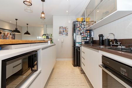 Apartamento à venda com 93m², 2 quartos e 2 vagasCozinha