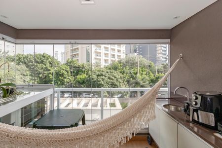 Apartamento à venda com 93m², 2 quartos e 2 vagasVaranda