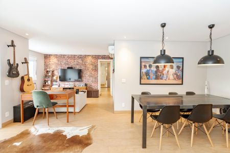 Apartamento à venda com 93m², 2 quartos e 2 vagasSala