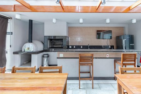 Apartamento à venda com 93m², 2 quartos e 2 vagasChurrasqueira