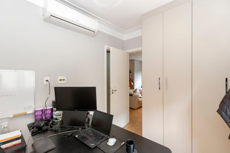 Apartamento à venda com 93m², 2 quartos e 2 vagasSuíte 2