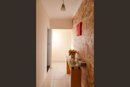 Casa à venda com 211m², 3 quartos e 2 vagas Casa à venda com 211m², 3 quartos e 2 vagasQuarto 2