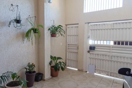 Casa à venda com 211m², 3 quartos e 2 vagas Casa à venda com 211m², 3 quartos e 2 vagasArea comum