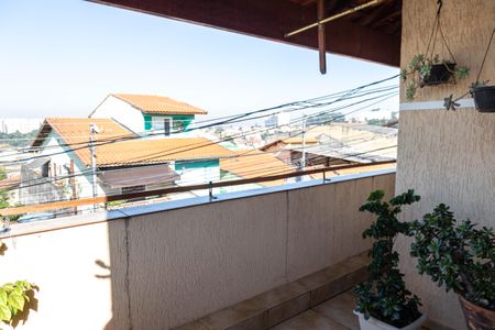 Casa à venda com 211m², 3 quartos e 2 vagas Casa à venda com 211m², 3 quartos e 2 vagasArea comum