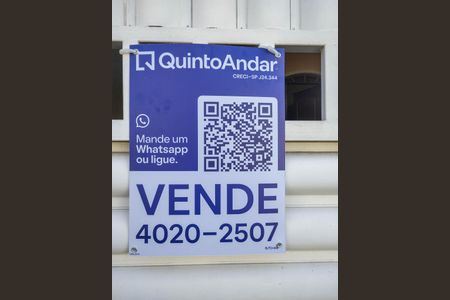 Casa à venda com 211m², 3 quartos e 2 vagas Casa à venda com 211m², 3 quartos e 2 vagasPlaca