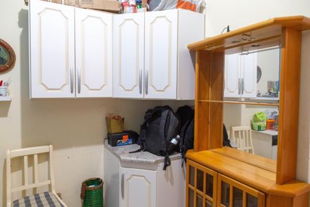 Casa à venda com 211m², 3 quartos e 2 vagas Casa à venda com 211m², 3 quartos e 2 vagasLavanderia