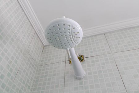 Casa à venda com 211m², 3 quartos e 2 vagas Casa à venda com 211m², 3 quartos e 2 vagasBanheiro Social