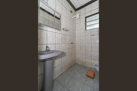 Casa para alugar com 76m², 2 quartos e sem vaga Casa para alugar com 76m², 2 quartos e sem vagaBanheiro