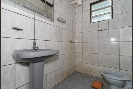 Casa para alugar com 76m², 2 quartos e sem vaga Casa para alugar com 76m², 2 quartos e sem vagaBanheiro