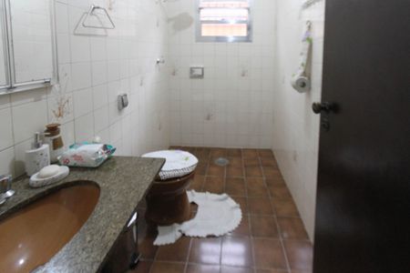 Casa à venda com 360m², 3 quartos e 2 vagasLavabo