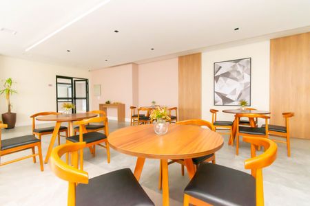 Apartamento à venda com 80m², 2 quartos e 1 vagaÁrea comum - Salão de festas