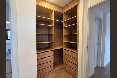 Apartamento à venda com 80m², 2 quartos e 1 vagaSuíte