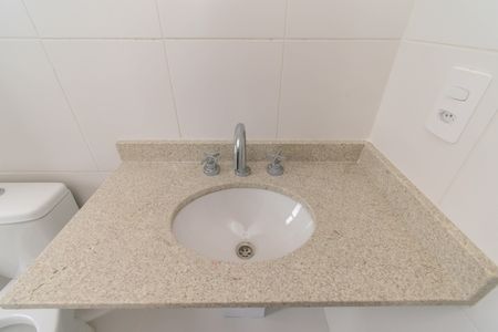 Apartamento à venda com 80m², 2 quartos e 1 vagaBanheiro da Suíte