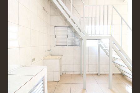 Casa para alugar com 250m², 2 quartos e 1 vagaÁrea de Serviço