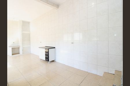 Casa para alugar com 250m², 2 quartos e 1 vagaÁrea de Serviço
