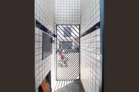 Casa para alugar com 250m², 2 quartos e 1 vagaEntrada