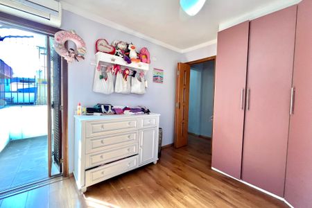 Casa à venda com 201m², 4 quartos e 2 vagas Casa à venda com 201m², 4 quartos e 2 vagasQuarto 2