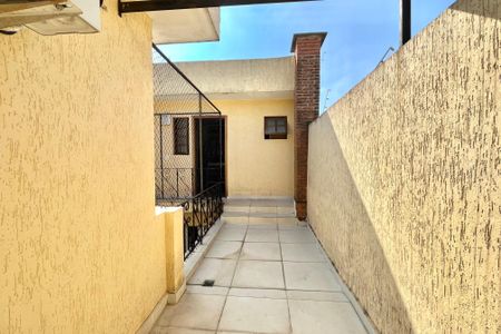 Casa à venda com 201m², 4 quartos e 2 vagas Casa à venda com 201m², 4 quartos e 2 vagasVaranda da Suíte