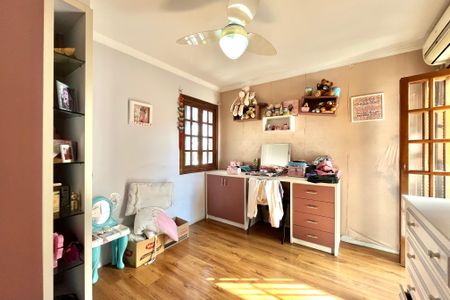 Casa à venda com 201m², 4 quartos e 2 vagas Casa à venda com 201m², 4 quartos e 2 vagasQuarto 2