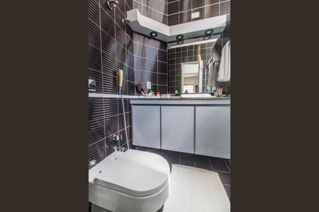 Casa de condomínio à venda com 485m², 3 quartos e 6 vagasCloset da suíte