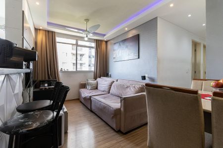 Apartamento à venda com 53m², 2 quartos e 1 vagaSala