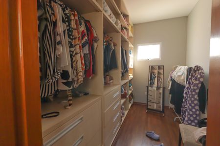 Casa de condomínio à venda com 6000m², 7 quartos e 4 vagasCasa 2 - Closet  do Quarto 3