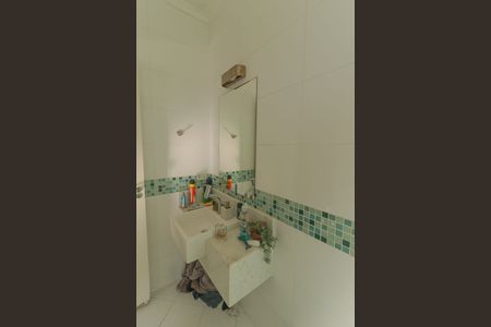 Casa de condomínio à venda com 6000m², 7 quartos e 4 vagasBanheiro 2