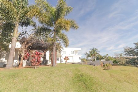Casa de condomínio à venda com 6000m², 7 quartos e 4 vagasQuintal